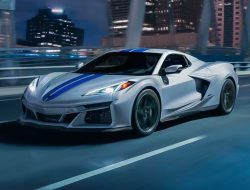 2025 Chevrolet Corvette E-Ray