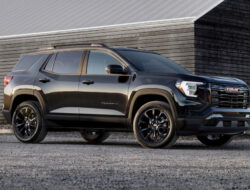 2025 GMC Terrain